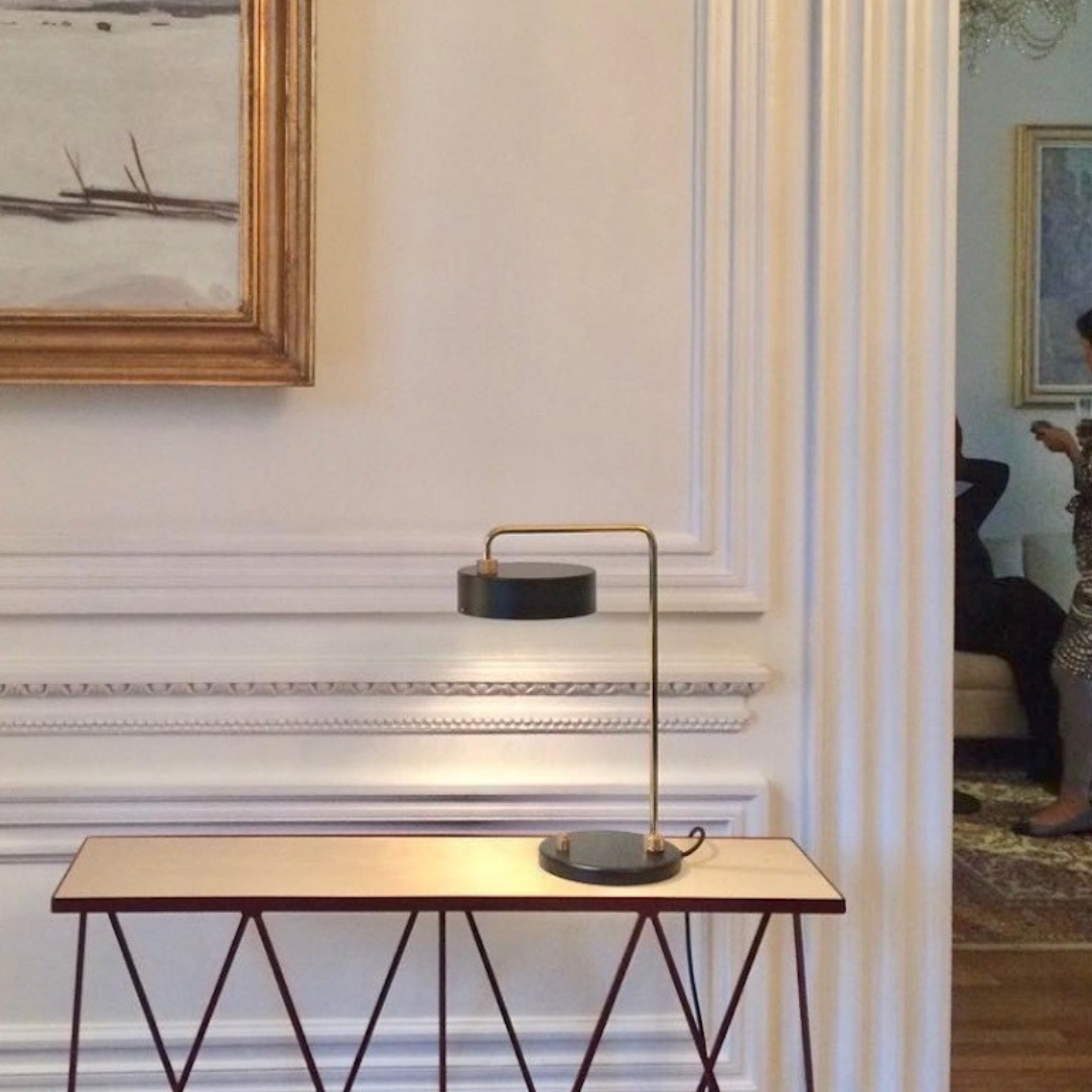 Giraffe Console Table - Birch plywood top